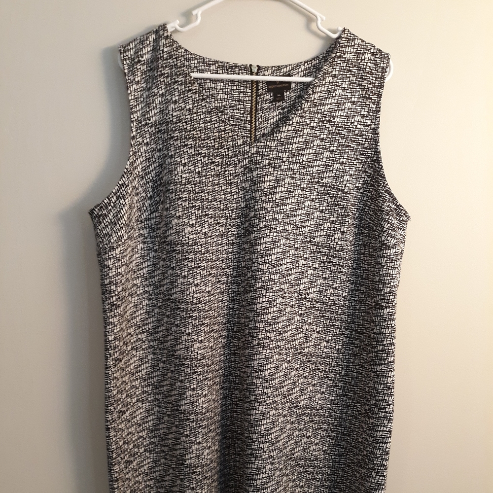 Black and White V-neck Dress